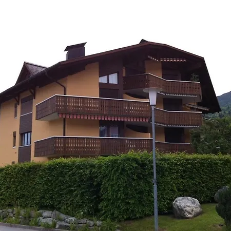 Apartment Haus Arnika Obersaxen